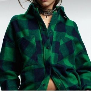 Zara green plaid Shirt/Jacket size Small